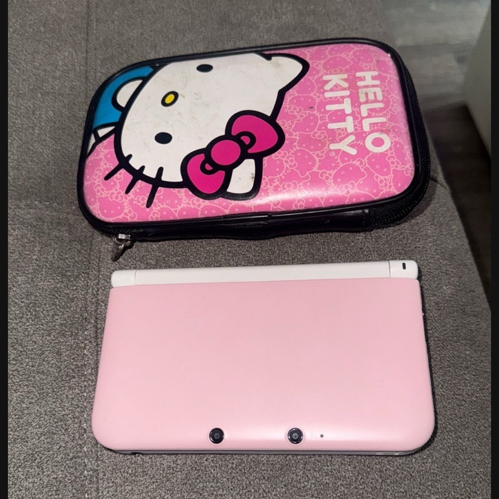 Nintendo 3DS XL PINK